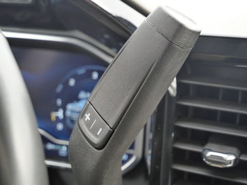 Used 2025 Chevrolet Silverado 2500 ZR2 w/ Technology Package image 41