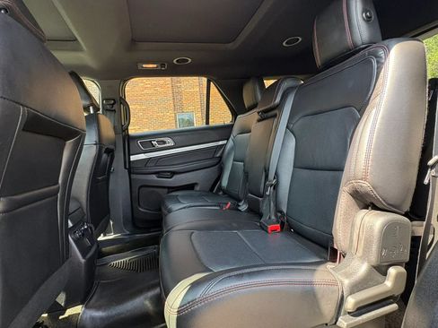 Used 2018 Ford Explorer Sport AWD/4WD image 23