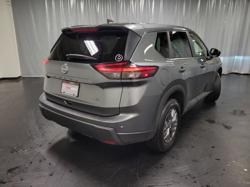 Used 2024 Nissan Rogue S AWD/4WD image 8