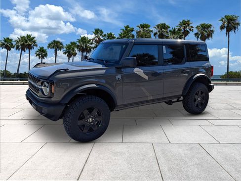 New 2025 Ford Bronco Big Bend w/ Black Appearance Package image 4