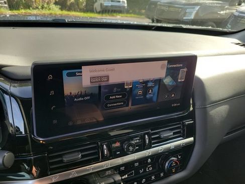 New 2026 Nissan Pathfinder SL FWD image 27