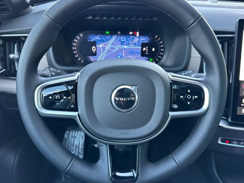 New 2026 Volvo XC90 B6 Plus w/ Protection Package Premier AWD/4WD image 23