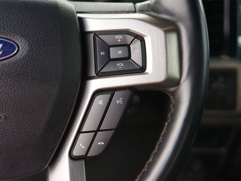Used 2022 Ford F450 Platinum w/ FX4 Off-Road Package AWD/4WD image 24