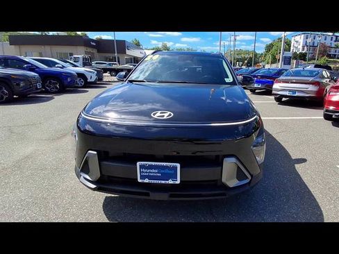 Certified 2024 Hyundai Kona SEL AWD/4WD image 3