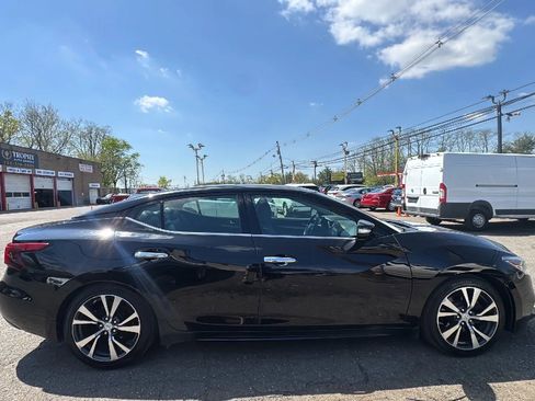 Used 2017 Nissan Maxima 3.5 SL FWD image 4