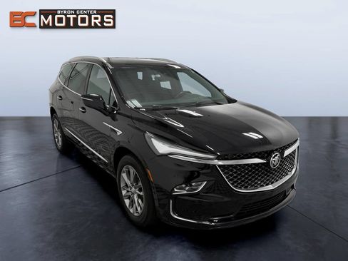 Used 2024 Buick Enclave Avenir w/ Avenir Technology Package AWD/4WD image 7