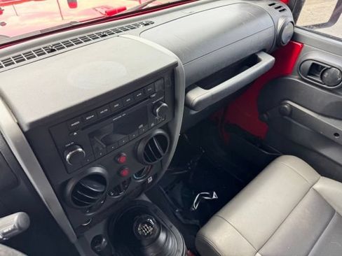 Used 2009 Jeep Wrangler X AWD/4WD image 15