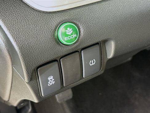 Used 2015 Honda CR-V LX image 9