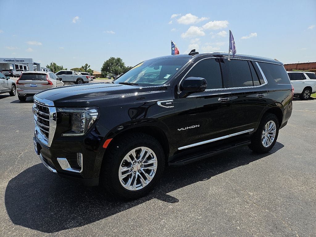 Used 2022 GMC Yukon SLT w/ SLT Luxury Package AWD/4WD image 2