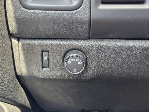 Used 2022 Chevrolet Colorado LT w/ Fleet Safety Package RWD image 23