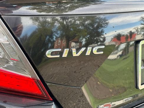 Used 2016 Honda Civic LX image 4