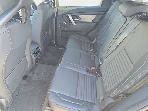 New 2026 Land Rover Discovery Sport Landmark image 16