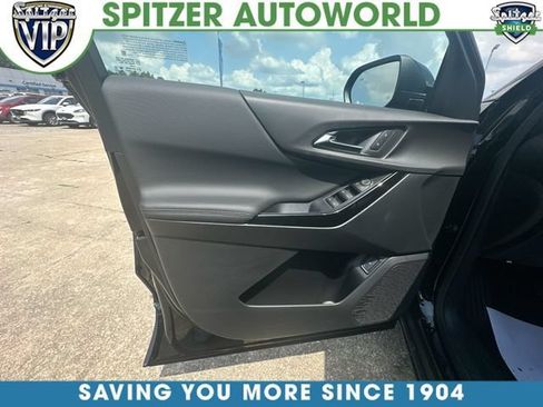 New 2027 Chevrolet Equinox LT w/ Convenience Package II AWD/4WD image 24
