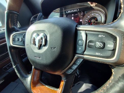 Used 2019 RAM 1500 Limited AWD/4WD image 29