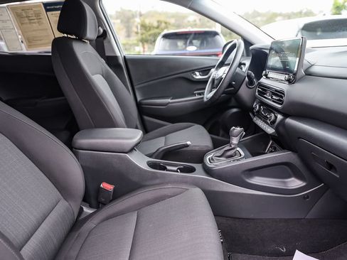 Used 2023 Hyundai Kona SEL w/ Convenience Package FWD image 17