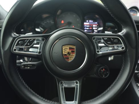 Certified 2018 Porsche 911 Carrera 4S AWD/4WD image 17