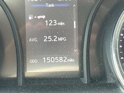 Used 2019 Toyota Camry LE FWD image 20