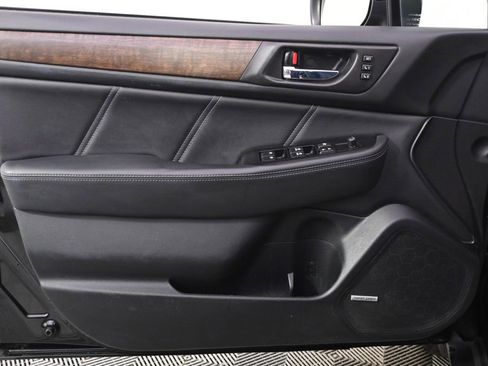 Used 2018 Subaru Outback 2.5i Limited image 22