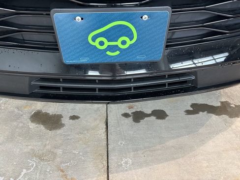 Certified 2023 Chevrolet Blazer RS w/ Driver Confidence II Package image 8