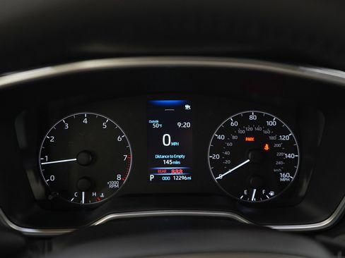 Used 2024 Toyota Corolla SE w/ SE Package FWD image 24