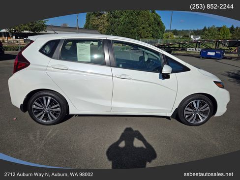 Used 2017 Honda Fit EX image 8
