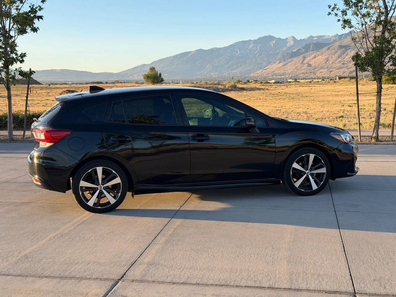 Used 2017 Subaru Impreza 2.0i Sport AWD/4WD image 5