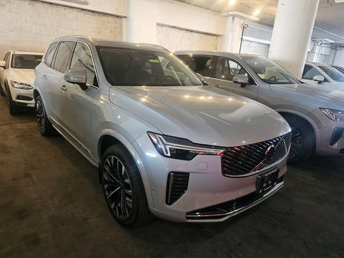 Certified 2026 Volvo XC90 B6 Plus w/ Protection Package AWD/4WD image 5
