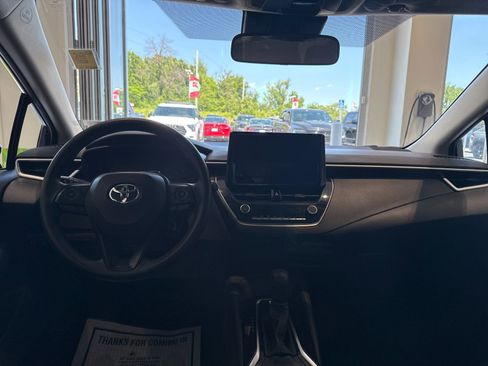 Used 2023 Toyota Corolla LE FWD image 13