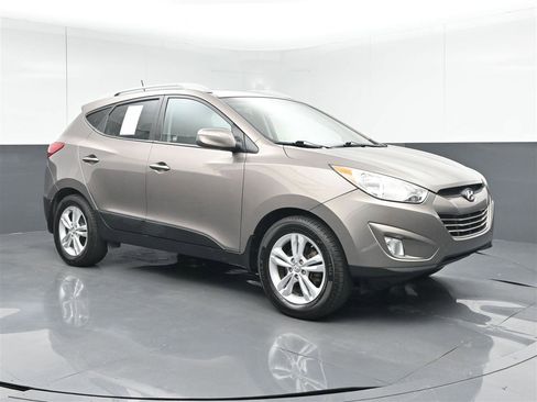 Used 2013 Hyundai Tucson GLS AWD/4WD image 3