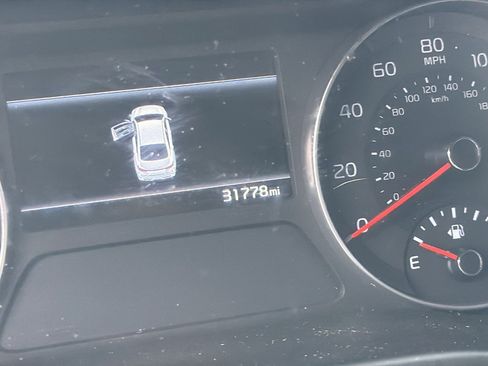 Used 2023 Kia Forte GT-Line w/ GT-Line Technology Package FWD image 3