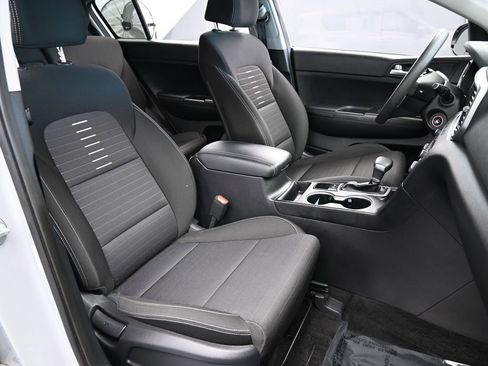 Used 2020 Kia Sportage LX w/ LX Popular Package image 41