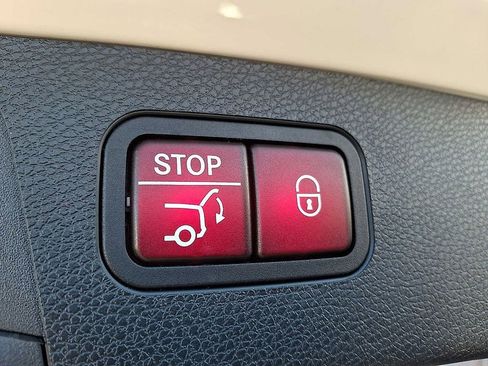 Used 2022 Mercedes-Benz E 450 4MATIC All-Terrain Wagon image 27