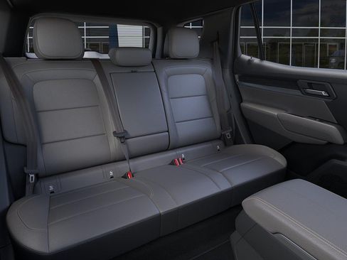 New 2027 GMC Terrain Elevation w/ Elevation Premium Package FWD image 17