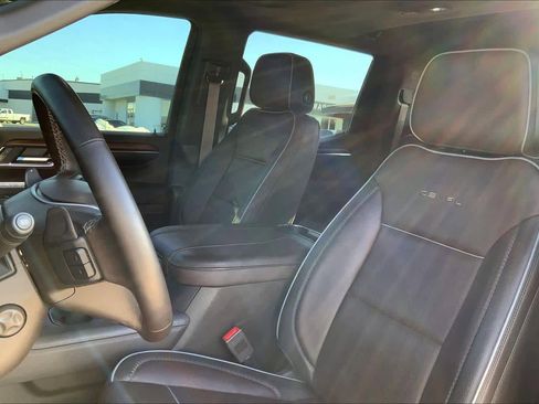 Used 2023 GMC Sierra 1500 Denali w/ Denali Reserve Package image 8