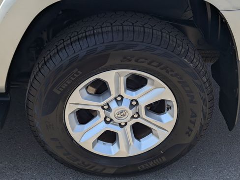 Used 2016 Toyota 4Runner Limited AWD/4WD image 7