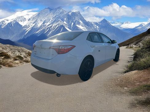 Used 2016 Toyota Corolla LE image 6