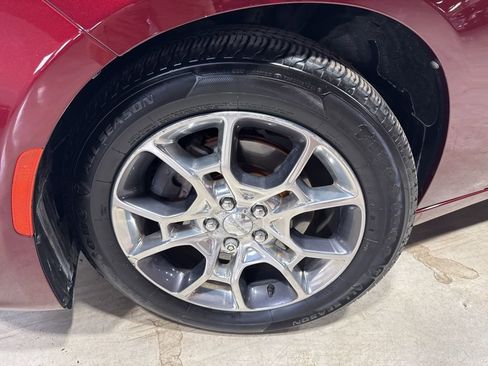 Used 2017 Dodge Charger SXT w/ AWD Plus Group image 2