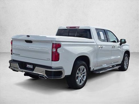 Used 2025 Chevrolet Silverado 1500 LTZ AWD/4WD image 5