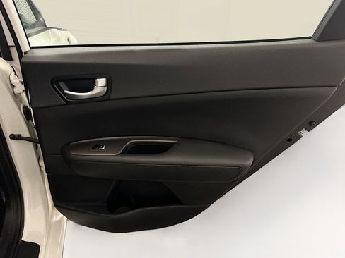 Used 2016 Kia Optima LX image 30