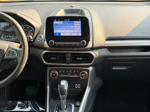 Used 2019 Ford EcoSport SE AWD/4WD image 12