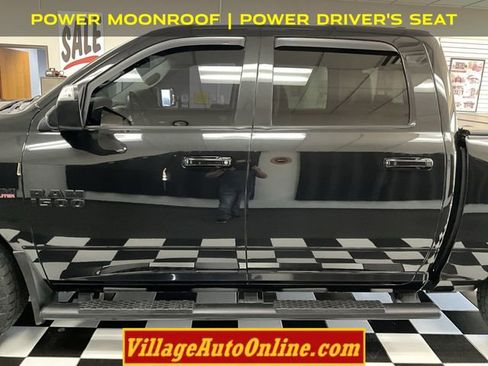 Used 2016 RAM 1500 Sport w/ Black Ram 1500 Sport Group AWD/4WD image 8