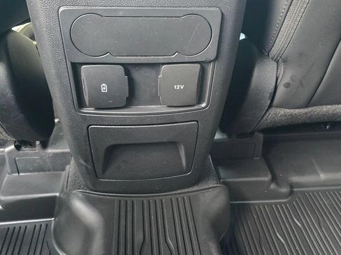 Certified 2023 Ford Explorer XLT w/ Equipment Group 202A AWD/4WD image 14