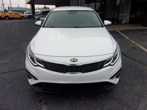 Used 2020 Kia Optima LX image 3