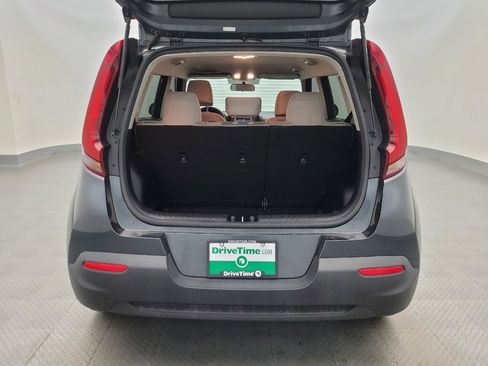 Used 2021 Kia Soul LX image 29