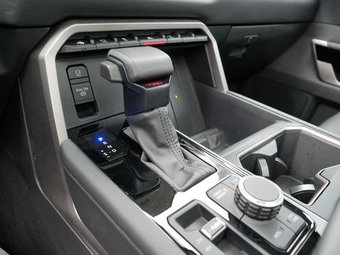 Used 2024 Toyota Tundra Limited w/ TRD Off-Road Package image 24