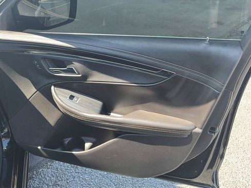 Used 2016 Chevrolet Impala LT w/ Leather Package FWD image 16