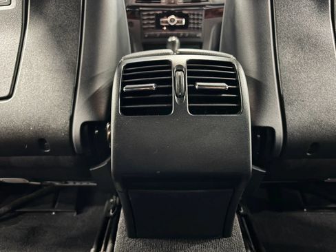 Used 2013 Mercedes-Benz E 350 Cabriolet image 19