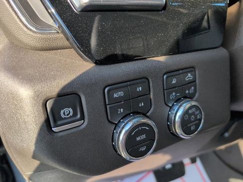 New 2026 GMC Sierra 2500 SLT w/ SLT Premium Package image 23