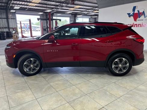 Used 2024 Chevrolet Blazer LT w/ Convenience Package FWD image 11