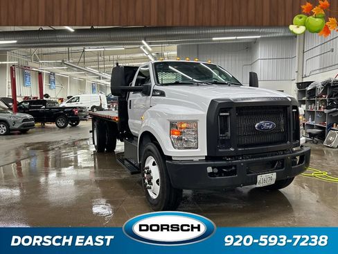 Certified 2022 Ford F750 2WD Regular Cab Super Duty image 4